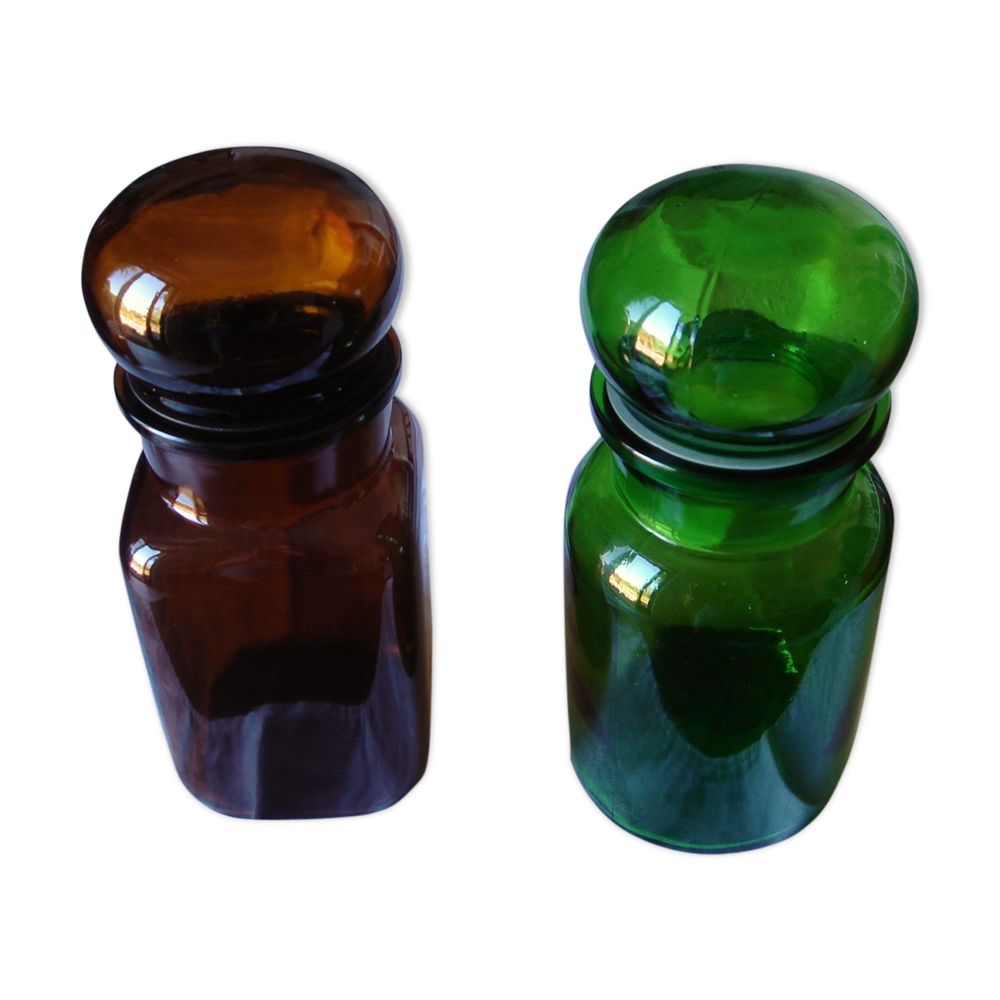 Lot 2 bottles vintage green orange chicory