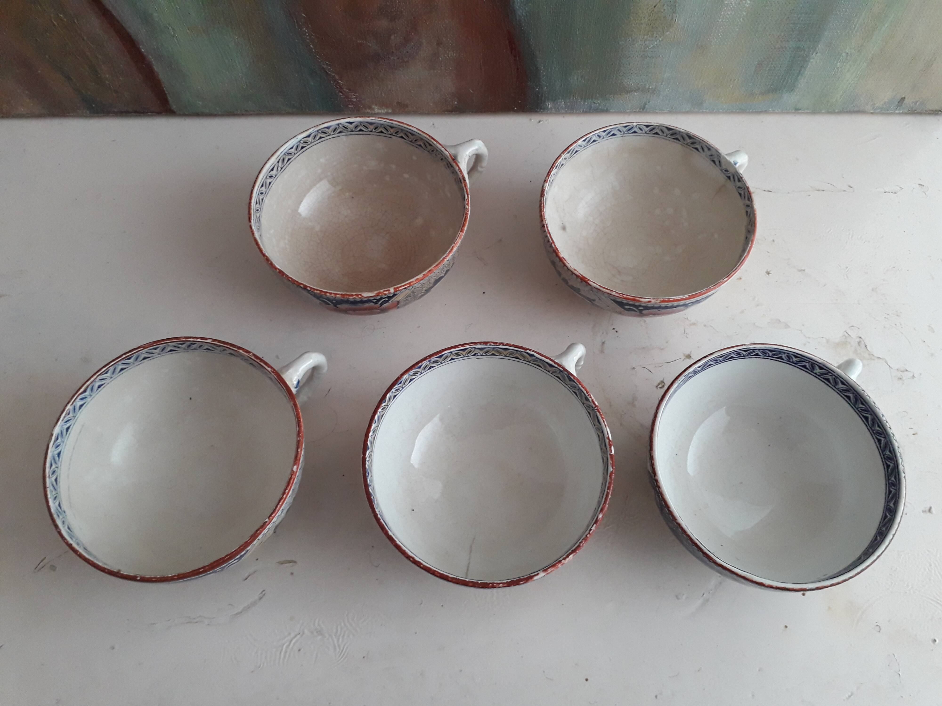 Old cups Creil and Montereau iron Earth