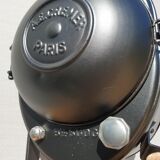 Black Cremer projector with wooden handle and pursuit