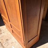 Armoire vintage