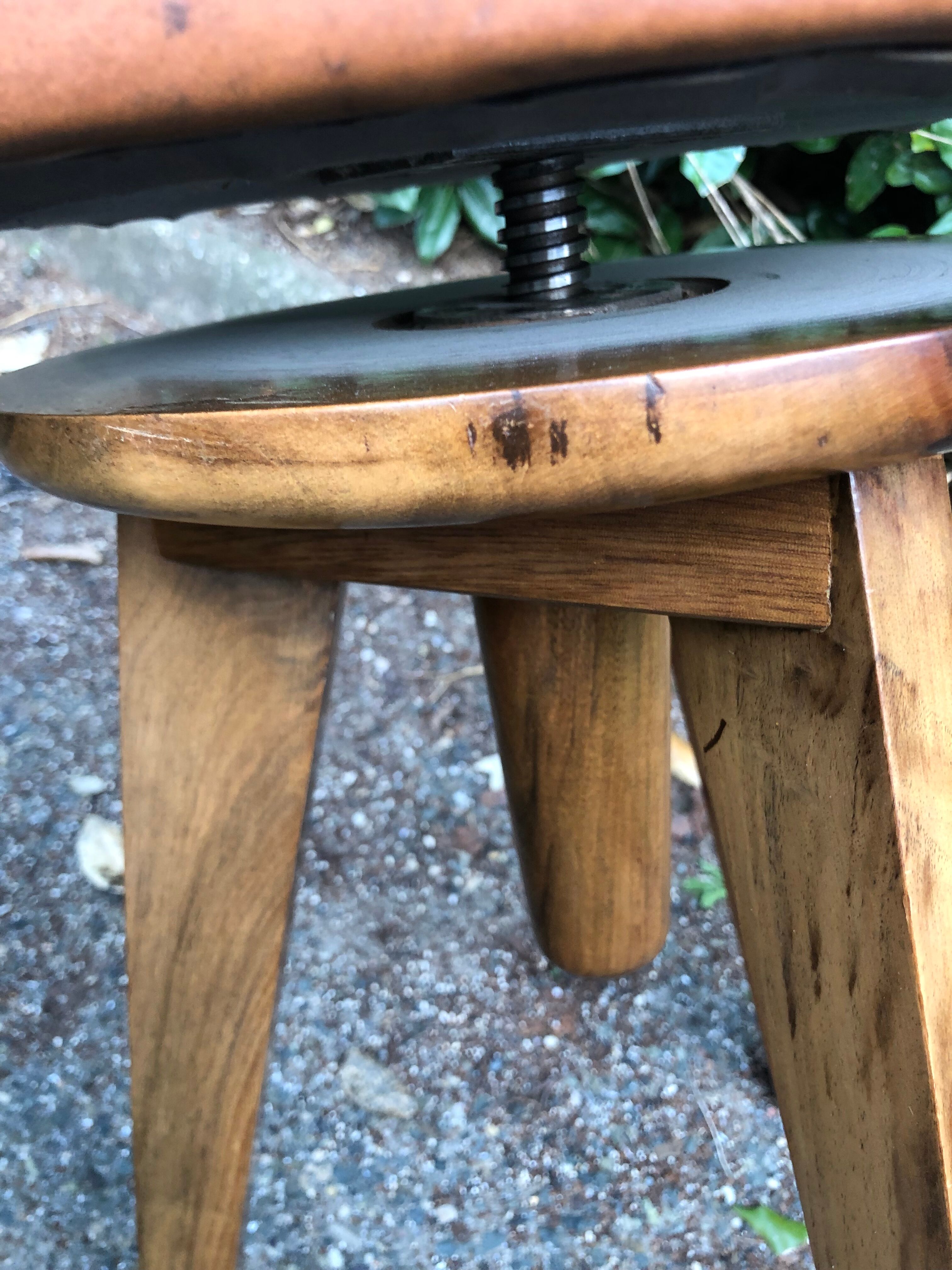 Leather and rosewood tripod tripod