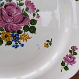 Round dish decorated with a bouquet of flowers Saint Amand Vieux Strasbourg