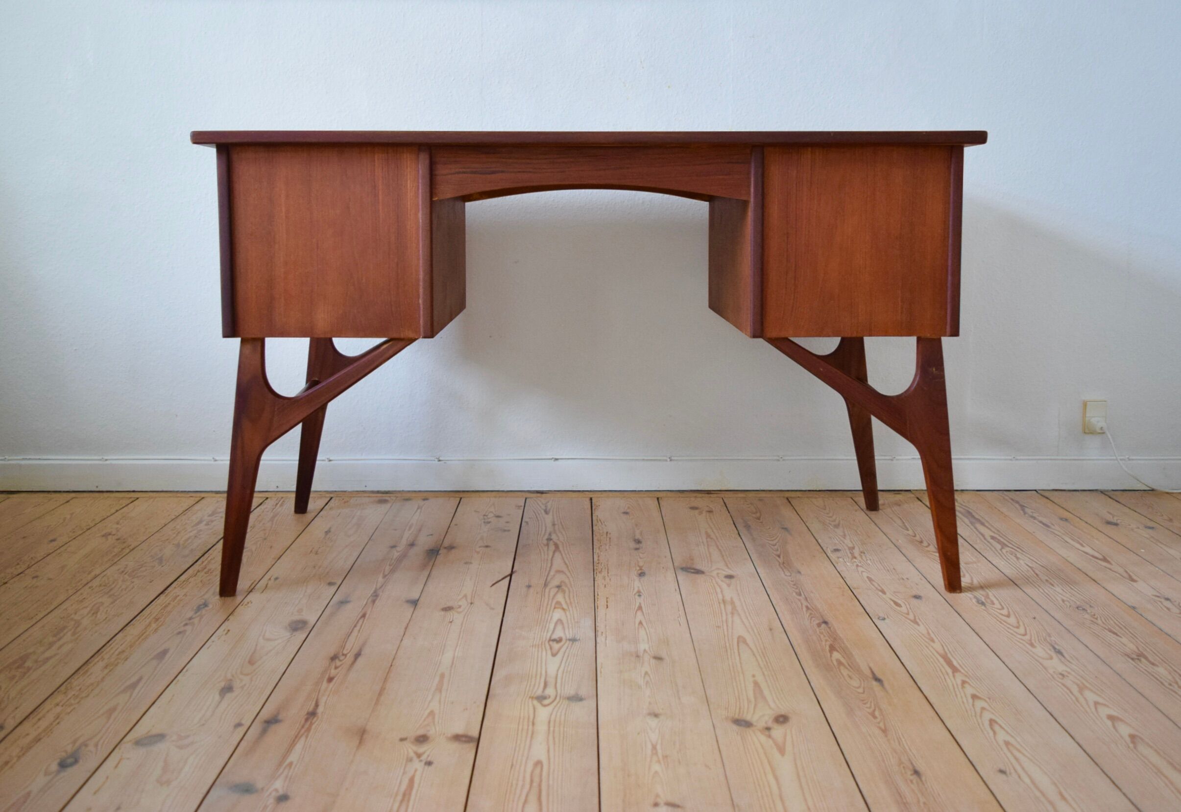 Danish mid-century teak desk, 1950