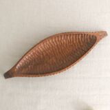 Plat en bois sculpté