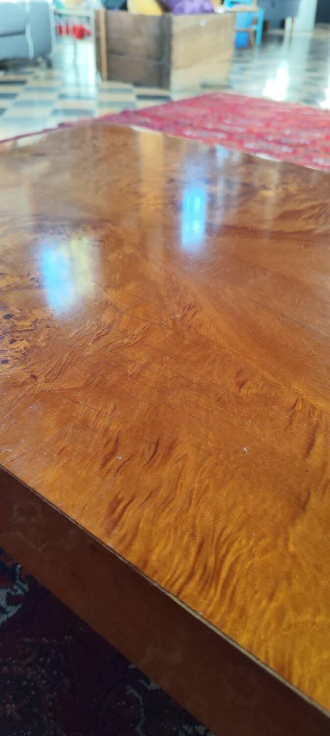 Table basse en loupe d'orme, par Roche Bobois, 1970