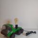 Lampe jouet camion vintage en métal vert