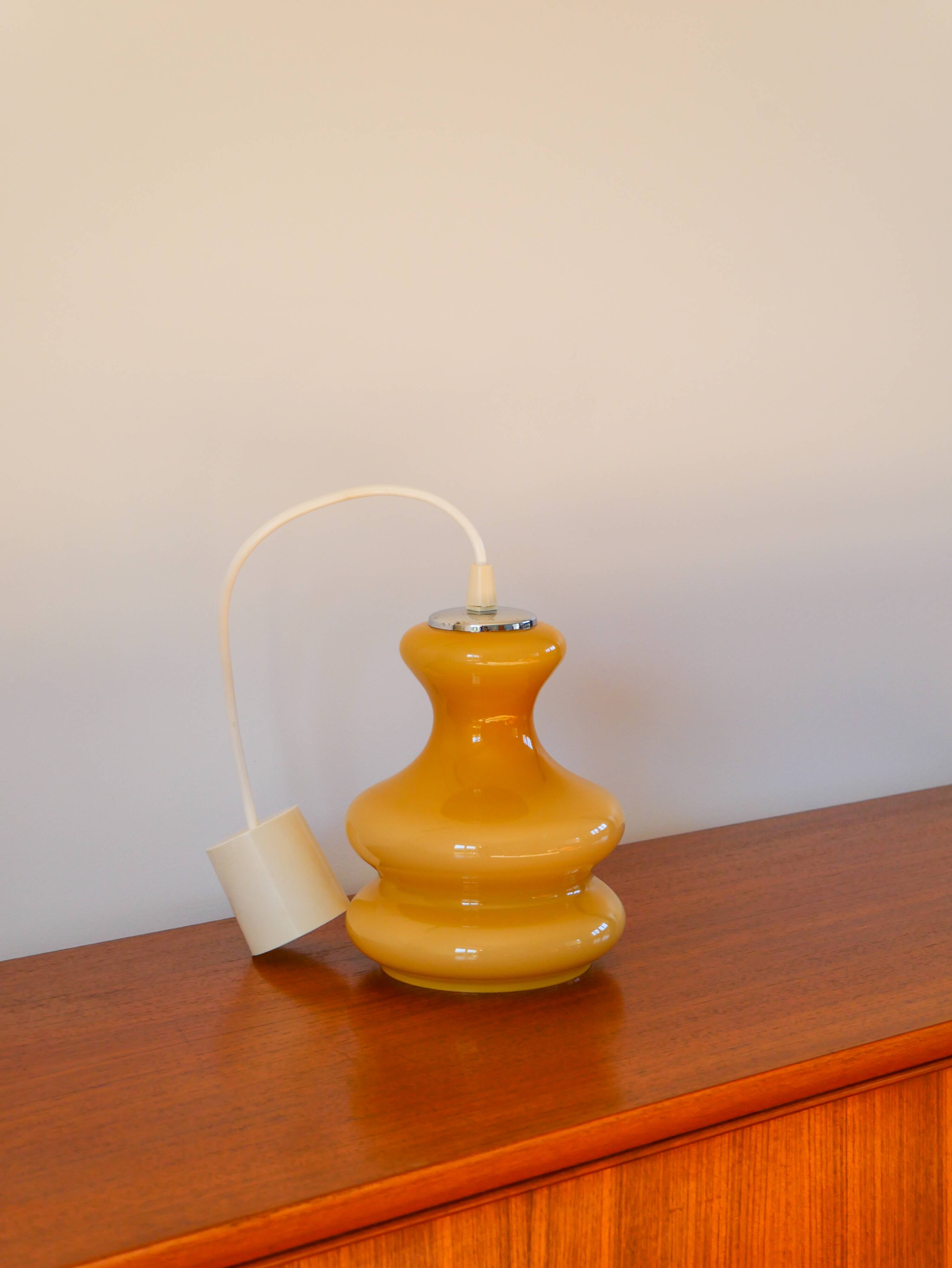 Pair of opaline pendants, Bubble, Beige, 1960