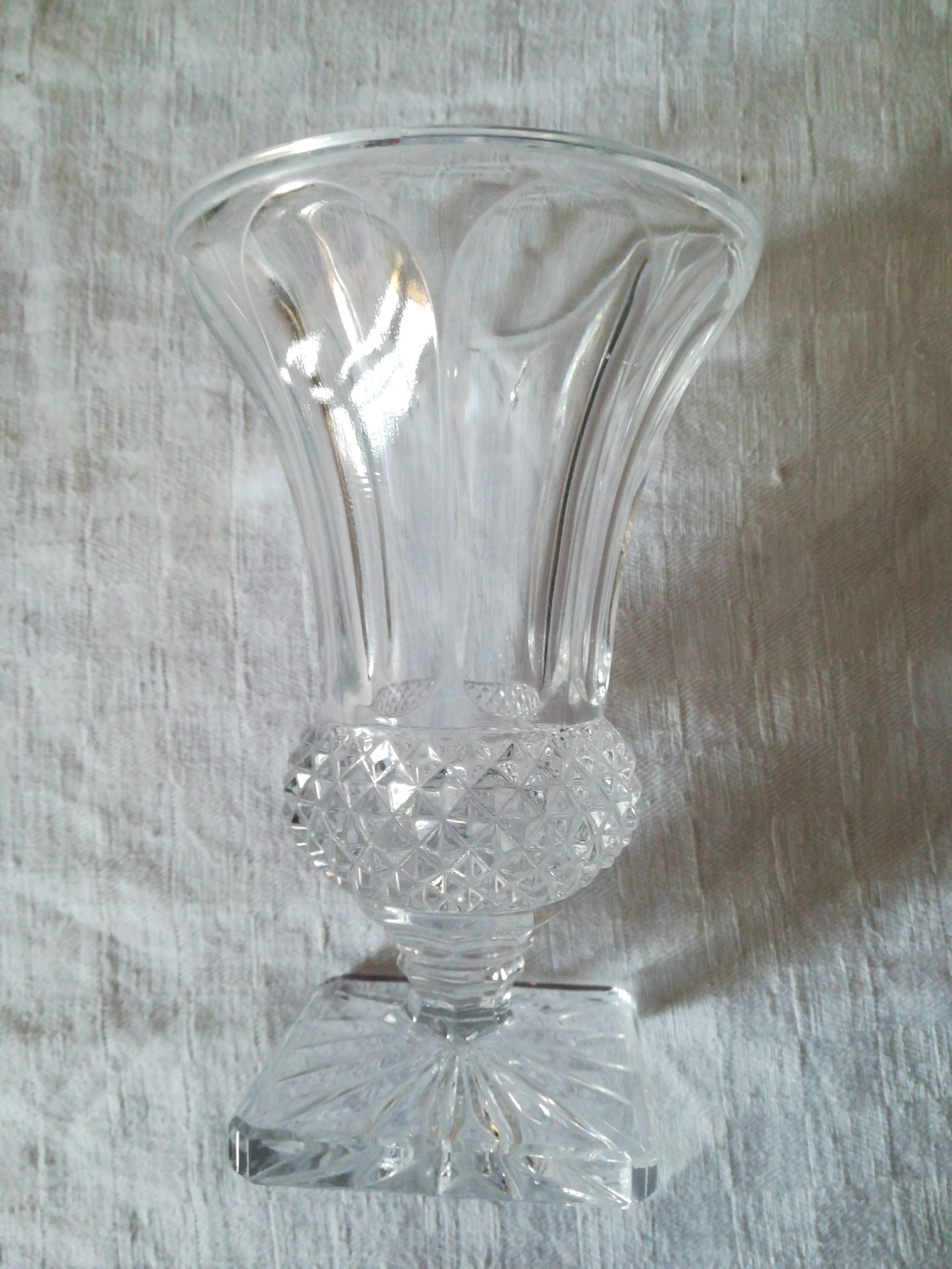 Crystal vase has spikes of diamonds