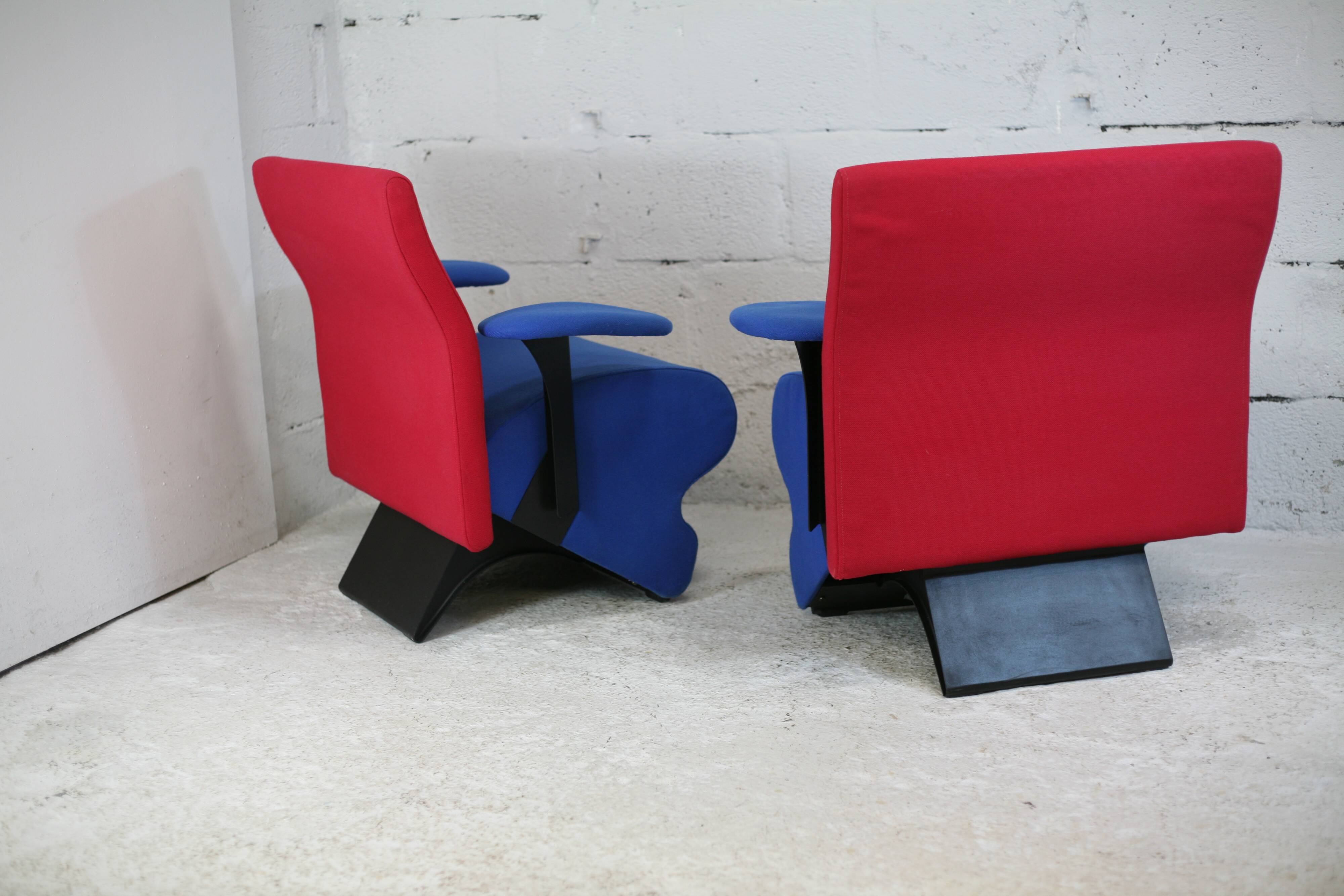Paire de fauteuils 1995
