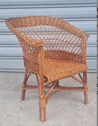Children's chair in rattan and wicker
