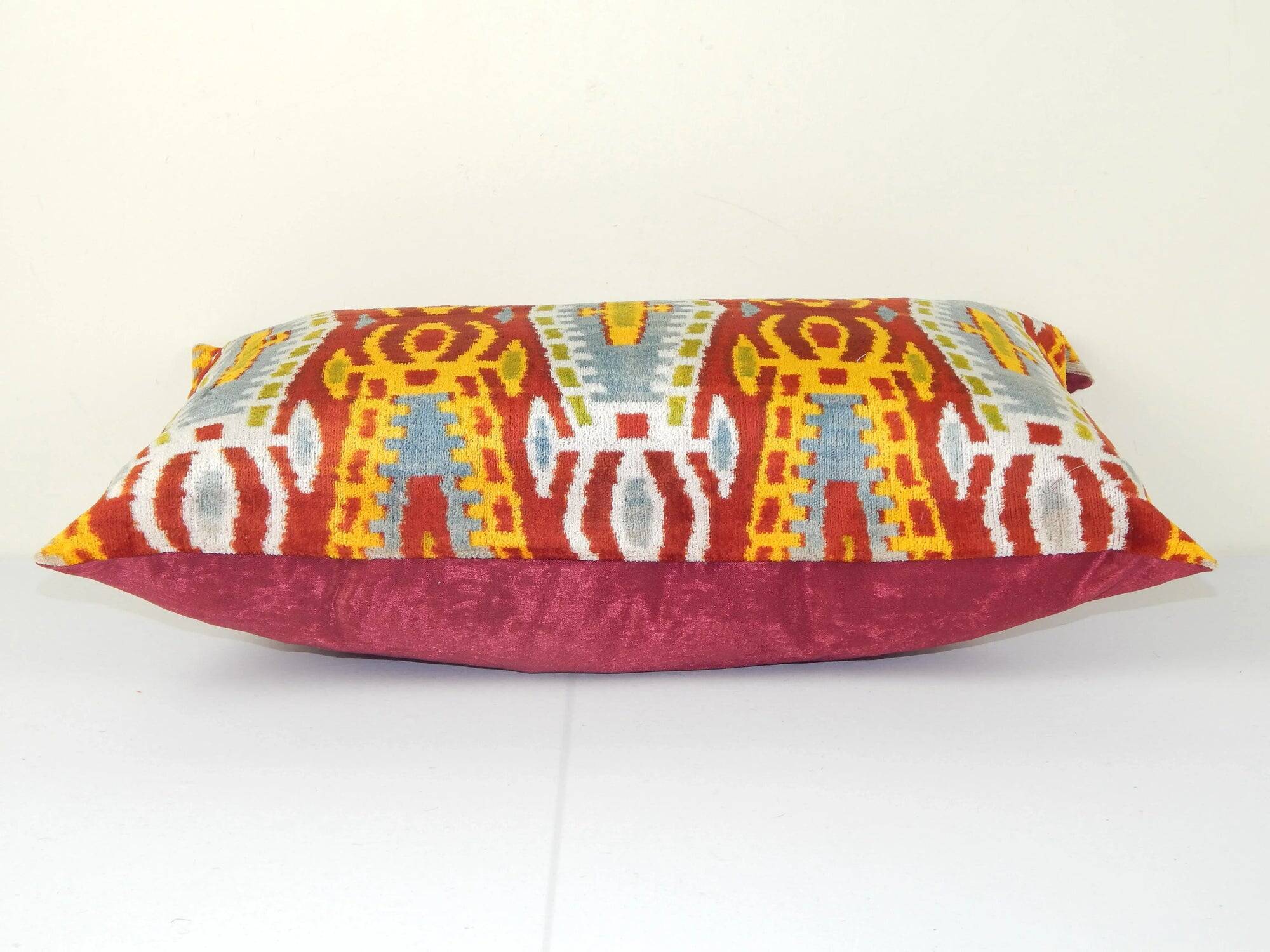 Vintage ikat cushion cover 61x41 cm