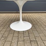 Original round dining table Knoll Tulip (137cm) Carrara