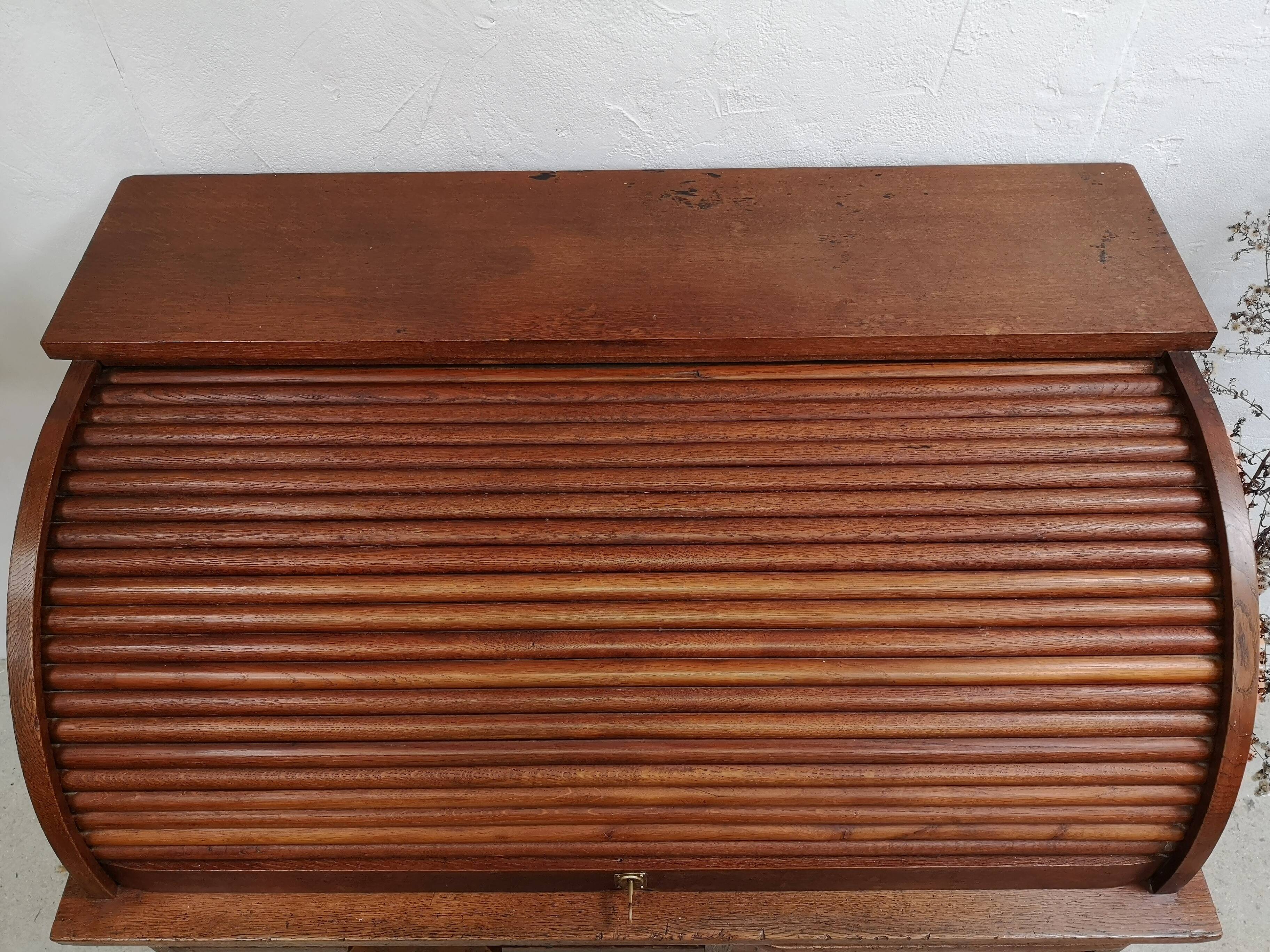 American office with curtain box administration oak