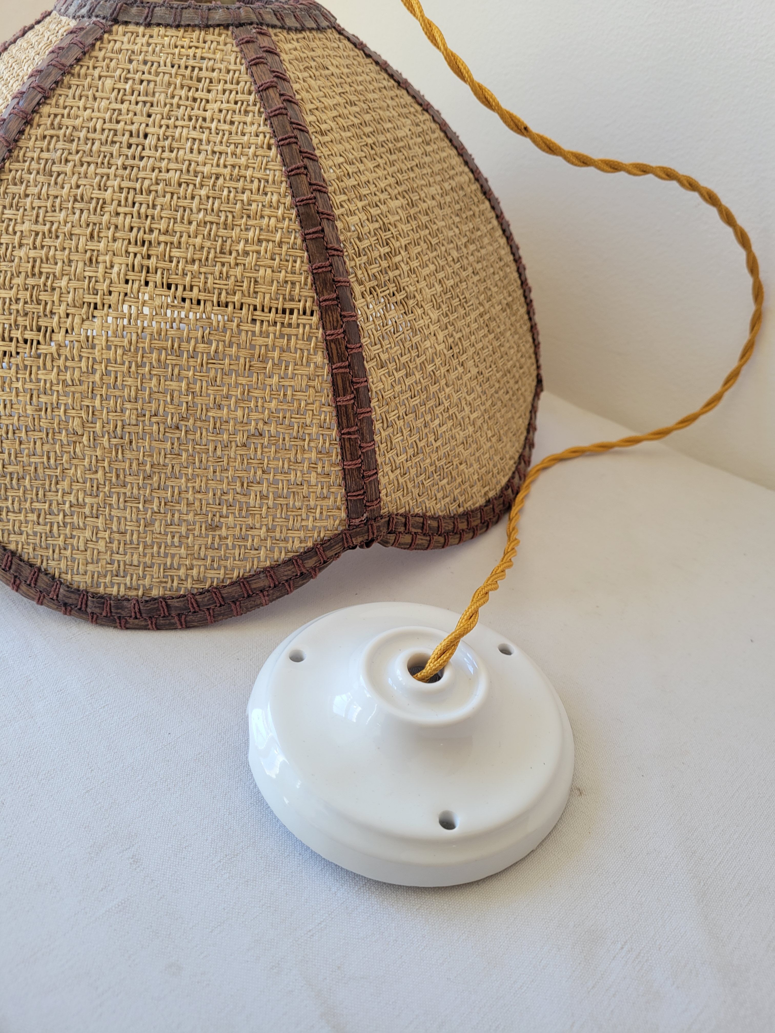 Suspension en rabane et cuir