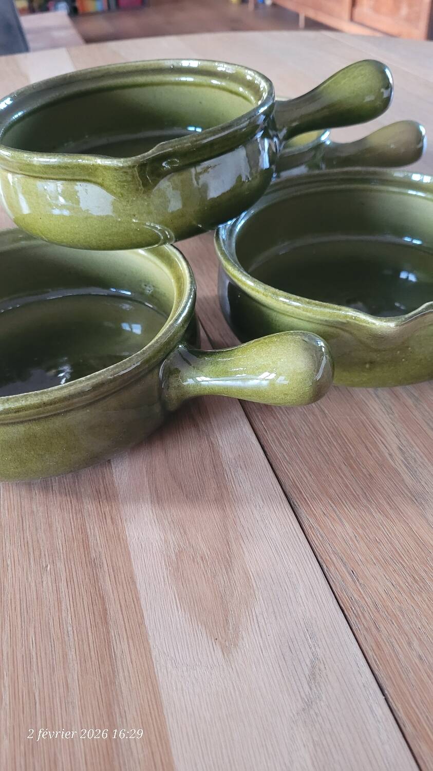 4 small pans, glazed earthenware casseroles