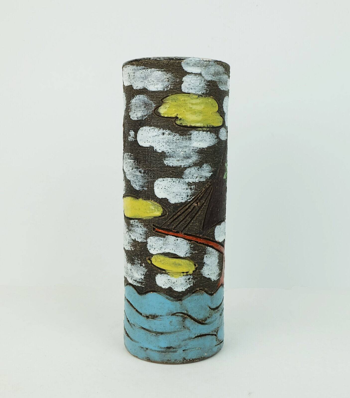 Grand vase italien du milieu du siècle fratelli fanciullacci décor de sgraffito de voilier