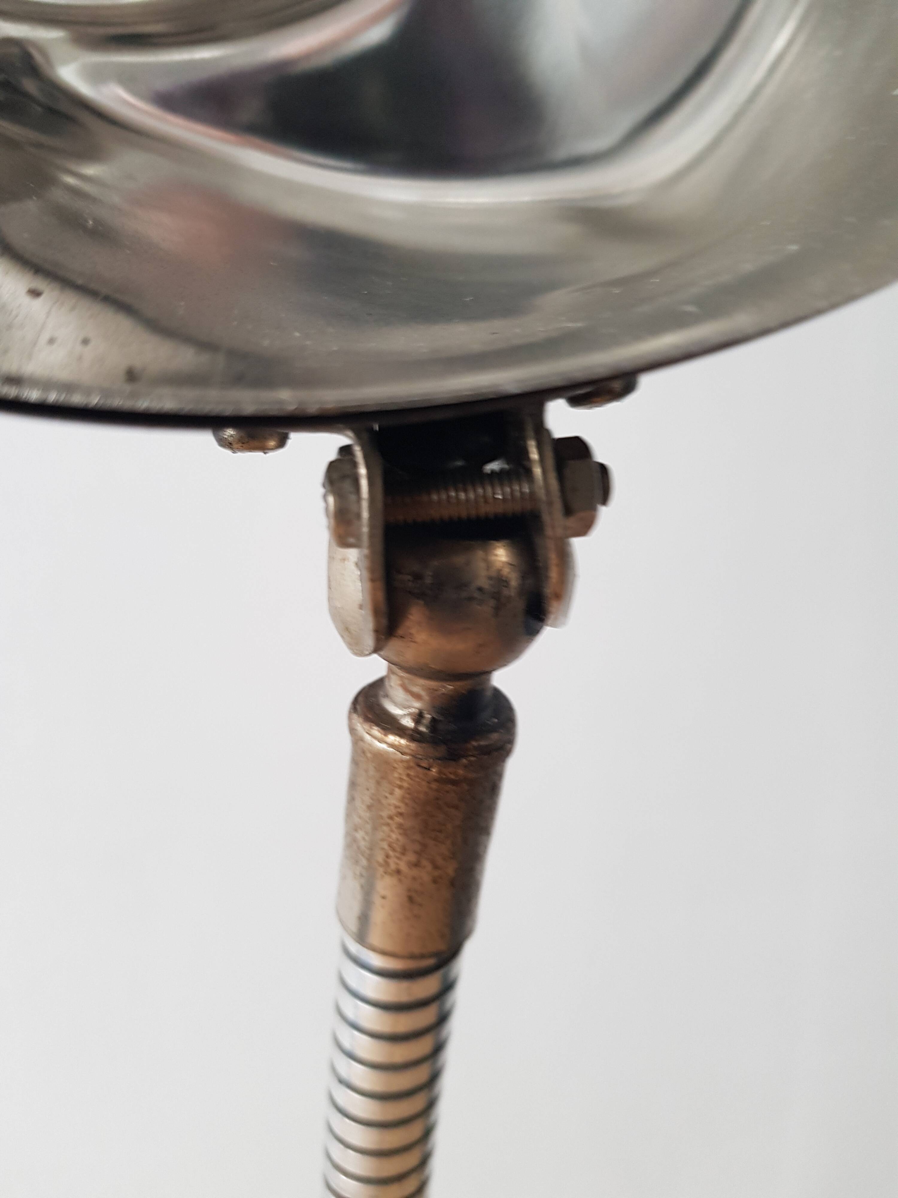 DLG Jumo desk lamp