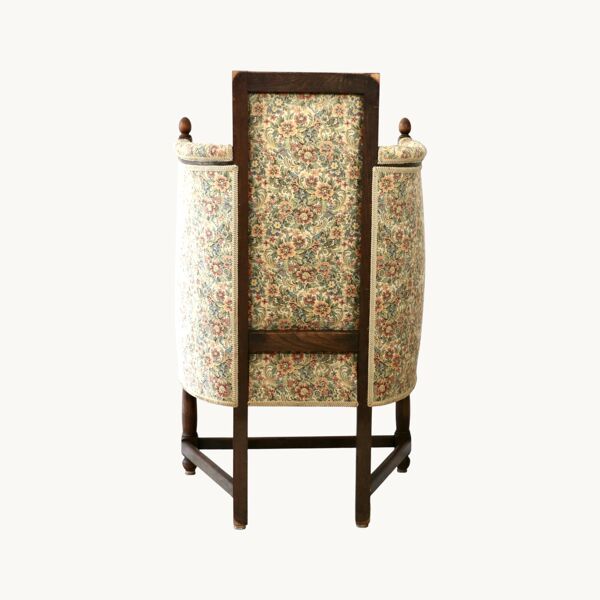 Un fauteuil Art & Craft, Angleterre, fin 19eme siècle.