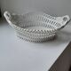 Corbeille en porcelaine blanche