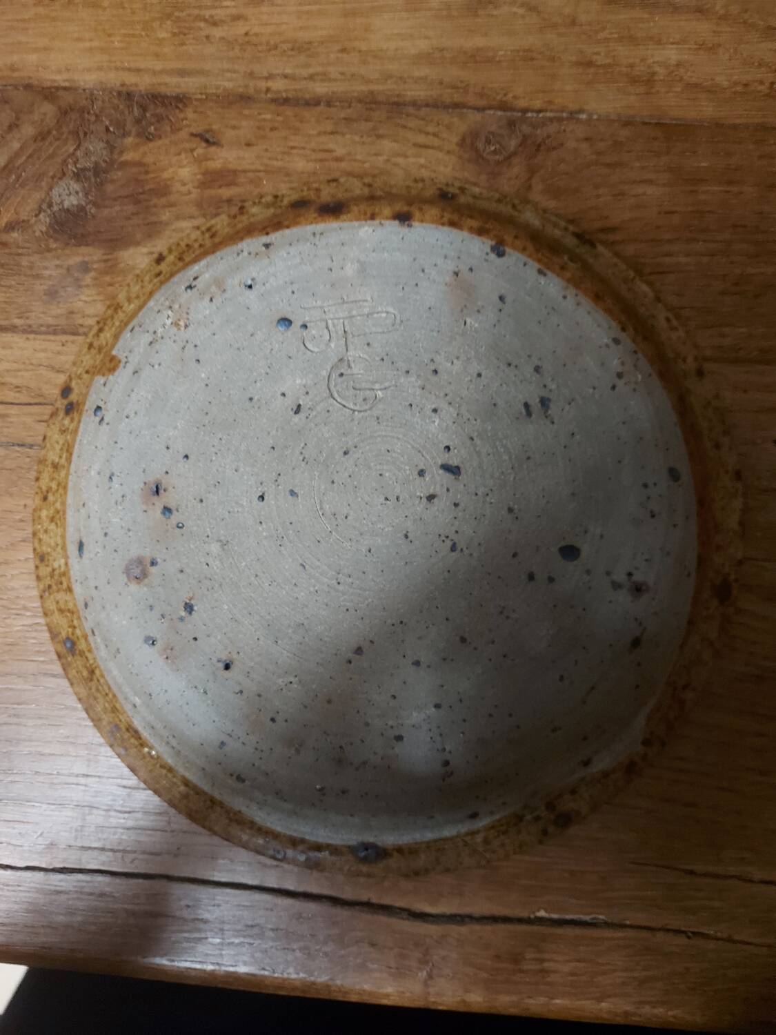 Stoneware plate