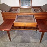 Sublime Louis XVI style walnut and walnut veneer dressing table