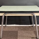 Ensemble table et chaises vintage – Formica