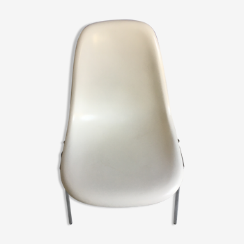 Chaise DSS en fibre de verre par Charles et Ray Eames