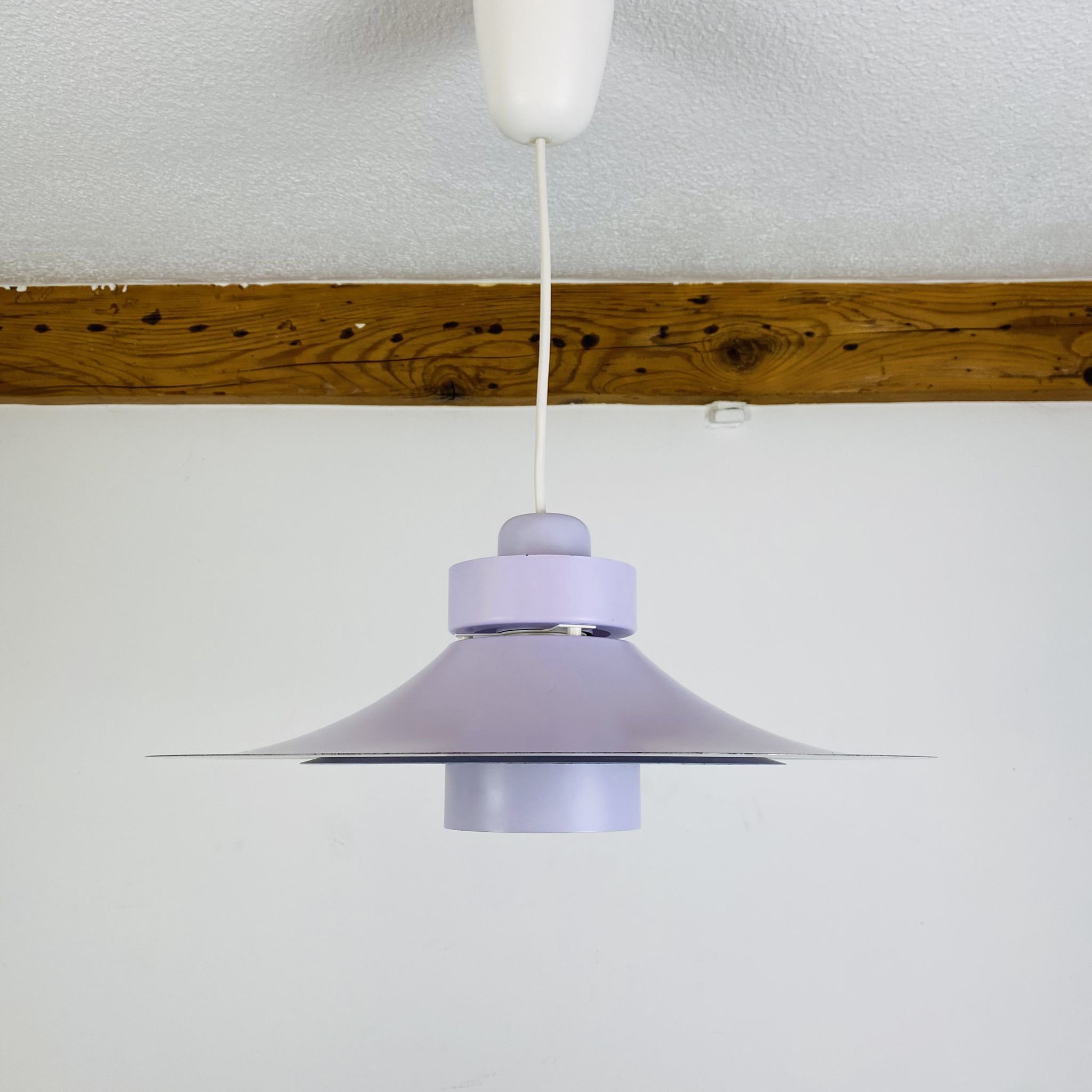 Scandinavian suspension lamp Horn 755 from the 1960s space age in mauve.