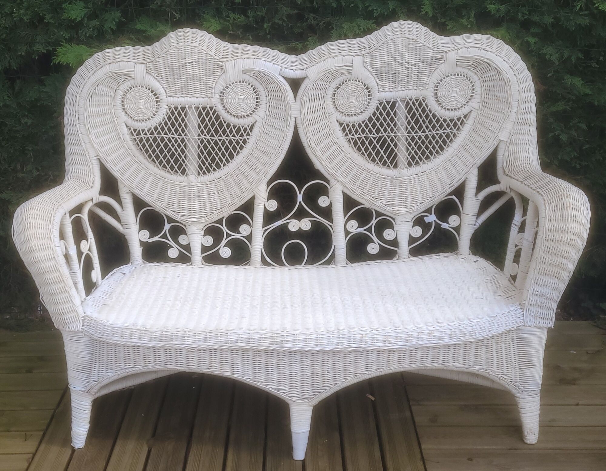 Vintage peacock rattan garden furniture