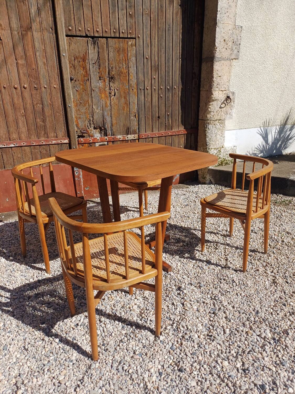 Thonet table and chairs