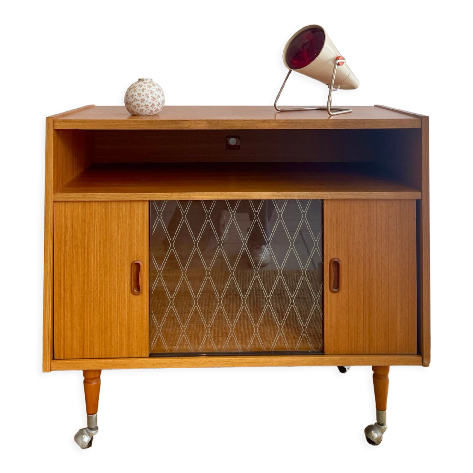Meuble bar vintage sur roulettes