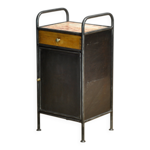 Table de chevet avec - vers plateau