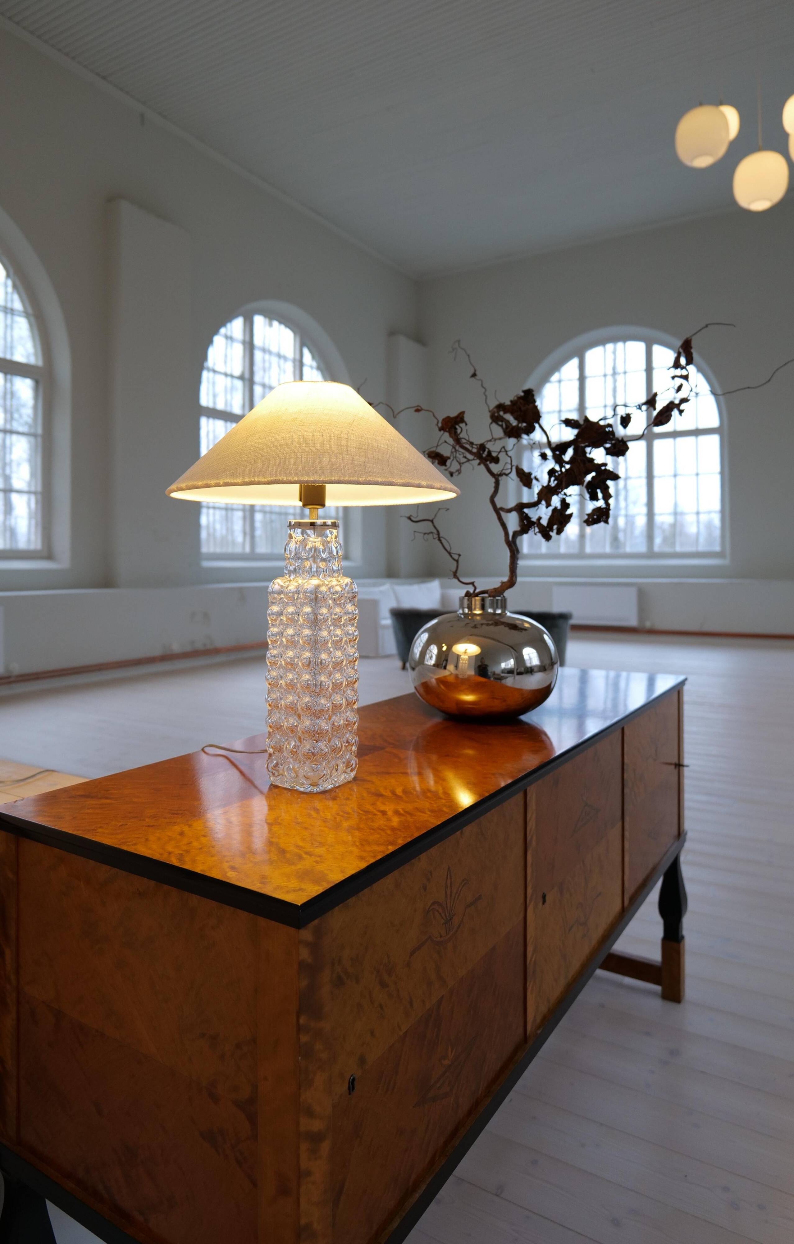 Rare Midcentury Modern crystal bubble table lamp by Orrefors Carl Fagerlund.