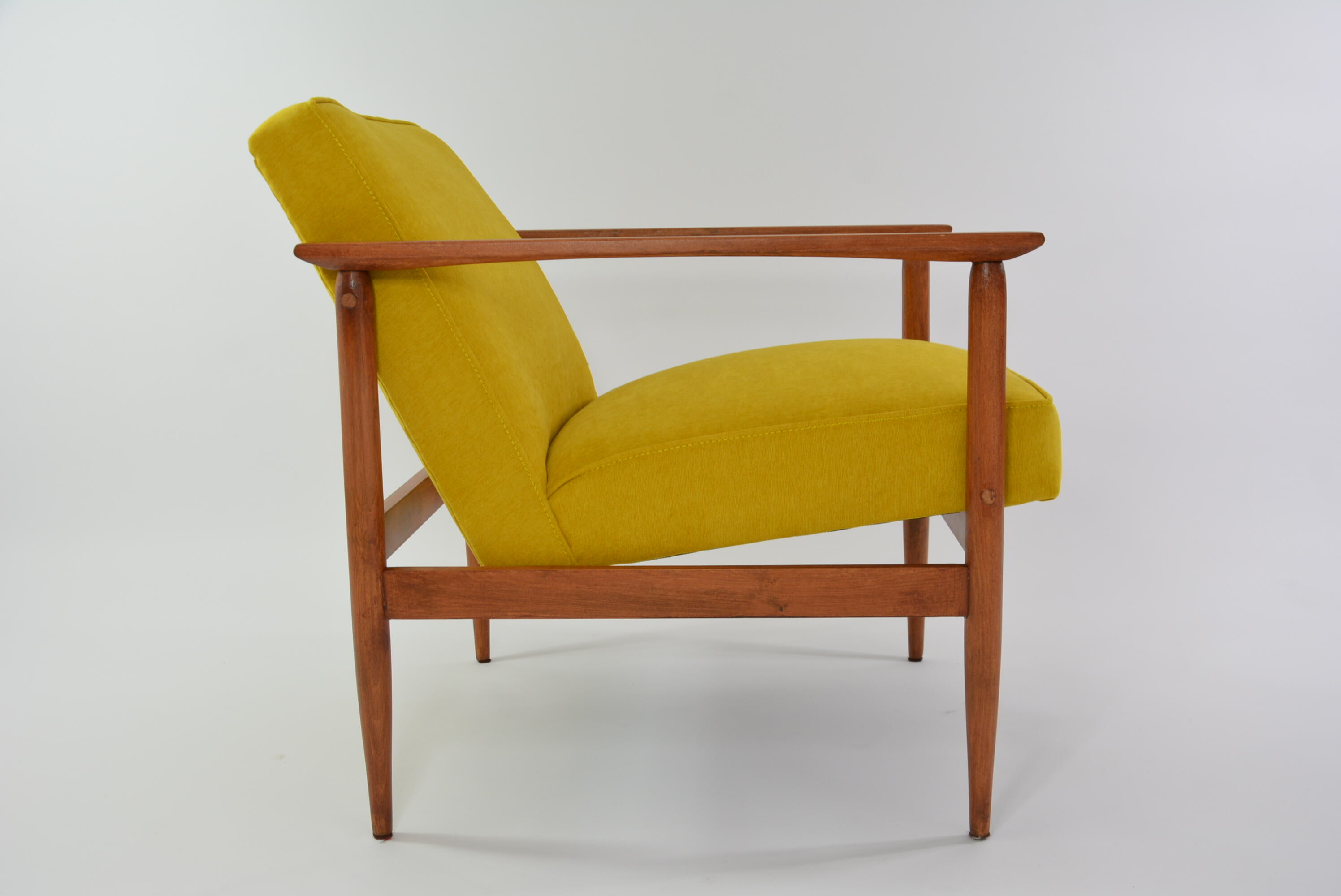 Yellow armchair M
