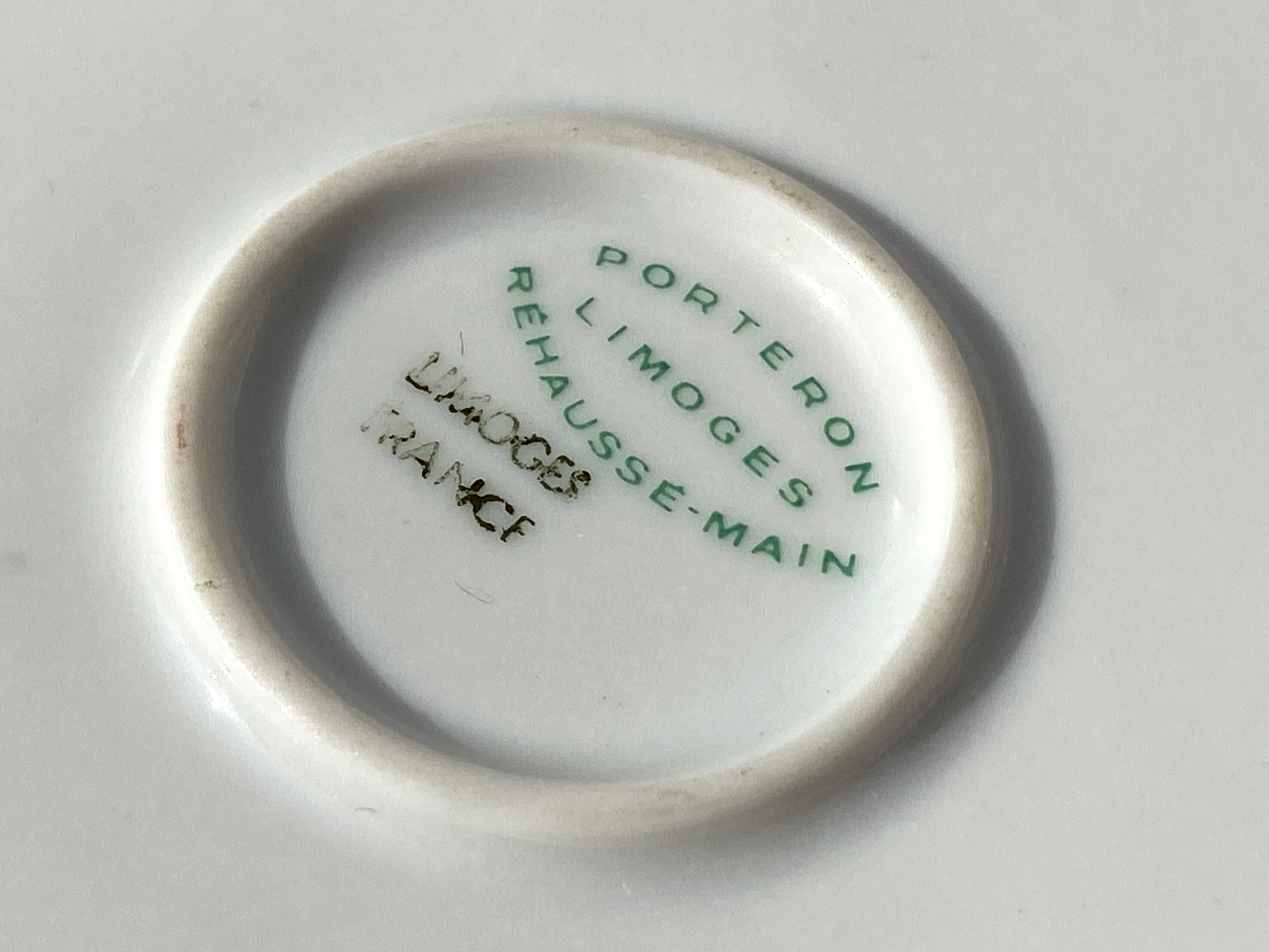 Porcelain jewelry box from Limoges Porteron vintage 60s perfect condition