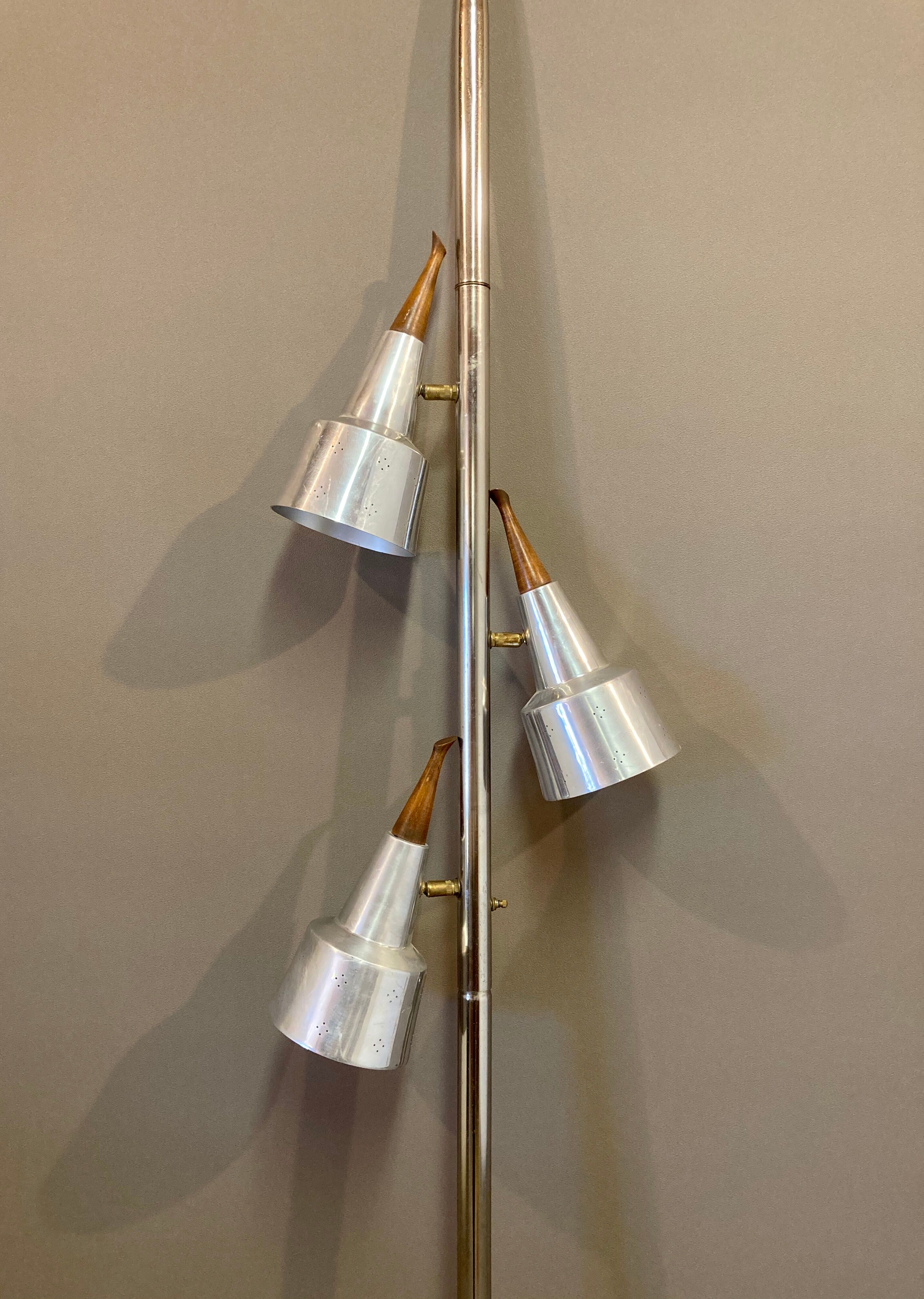 American lamppost 1950