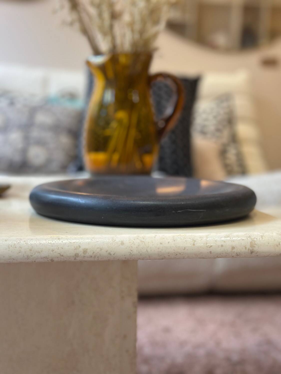 Vintage sculptural polished black marble donut plate flat tray empty po