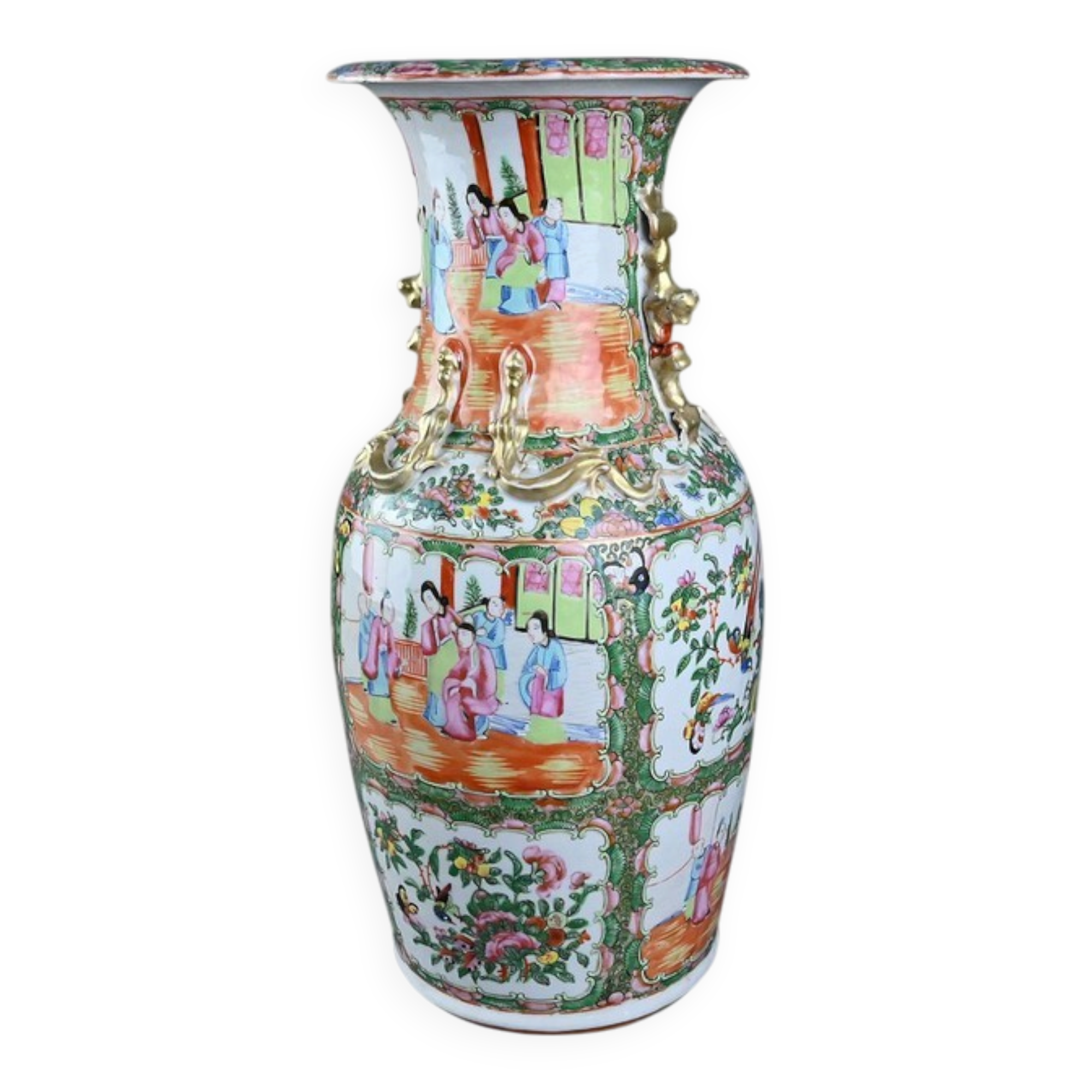 Important Canton porcelain vase, China – late 19th century