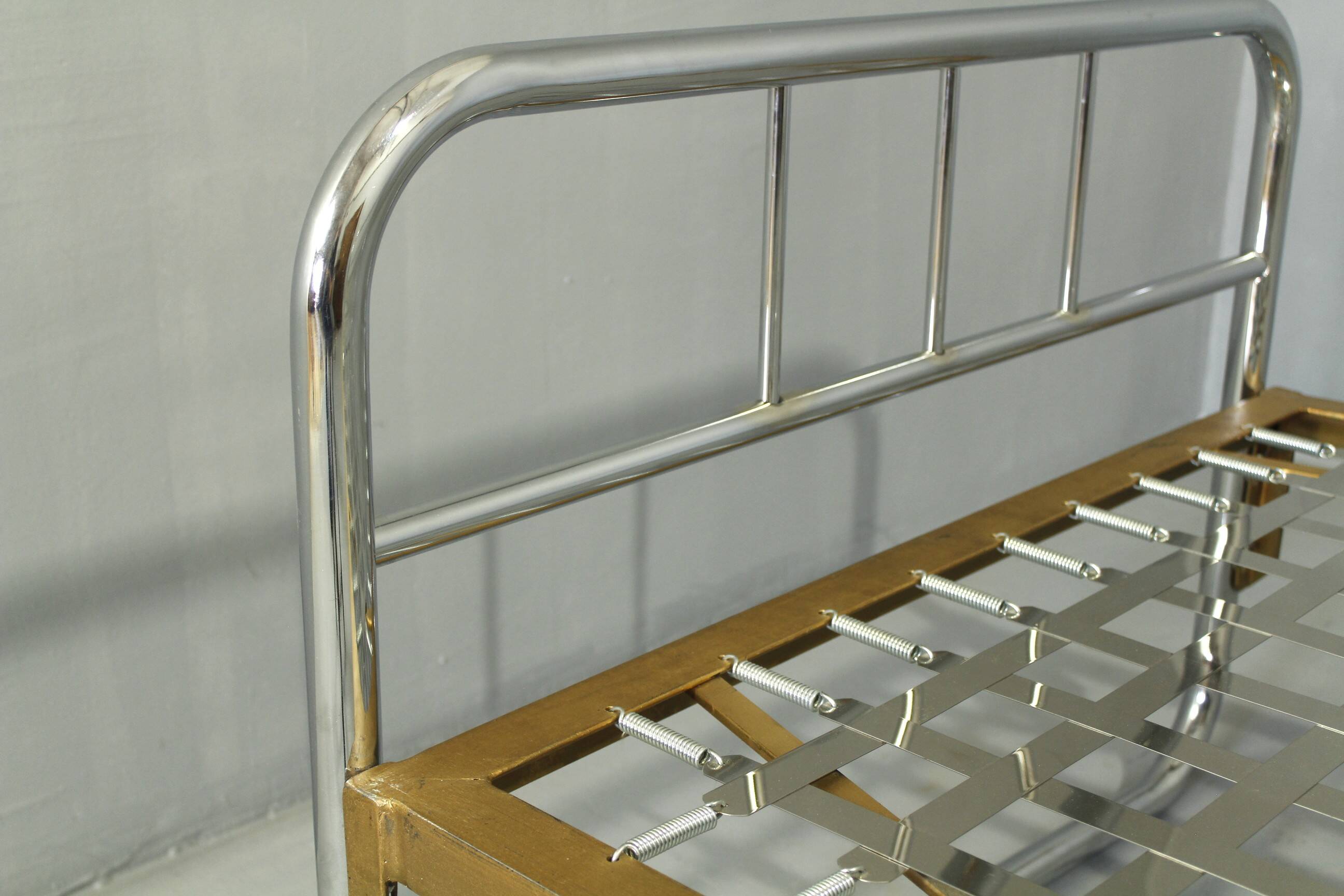 Lit Bauhaus