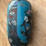Siloated vase