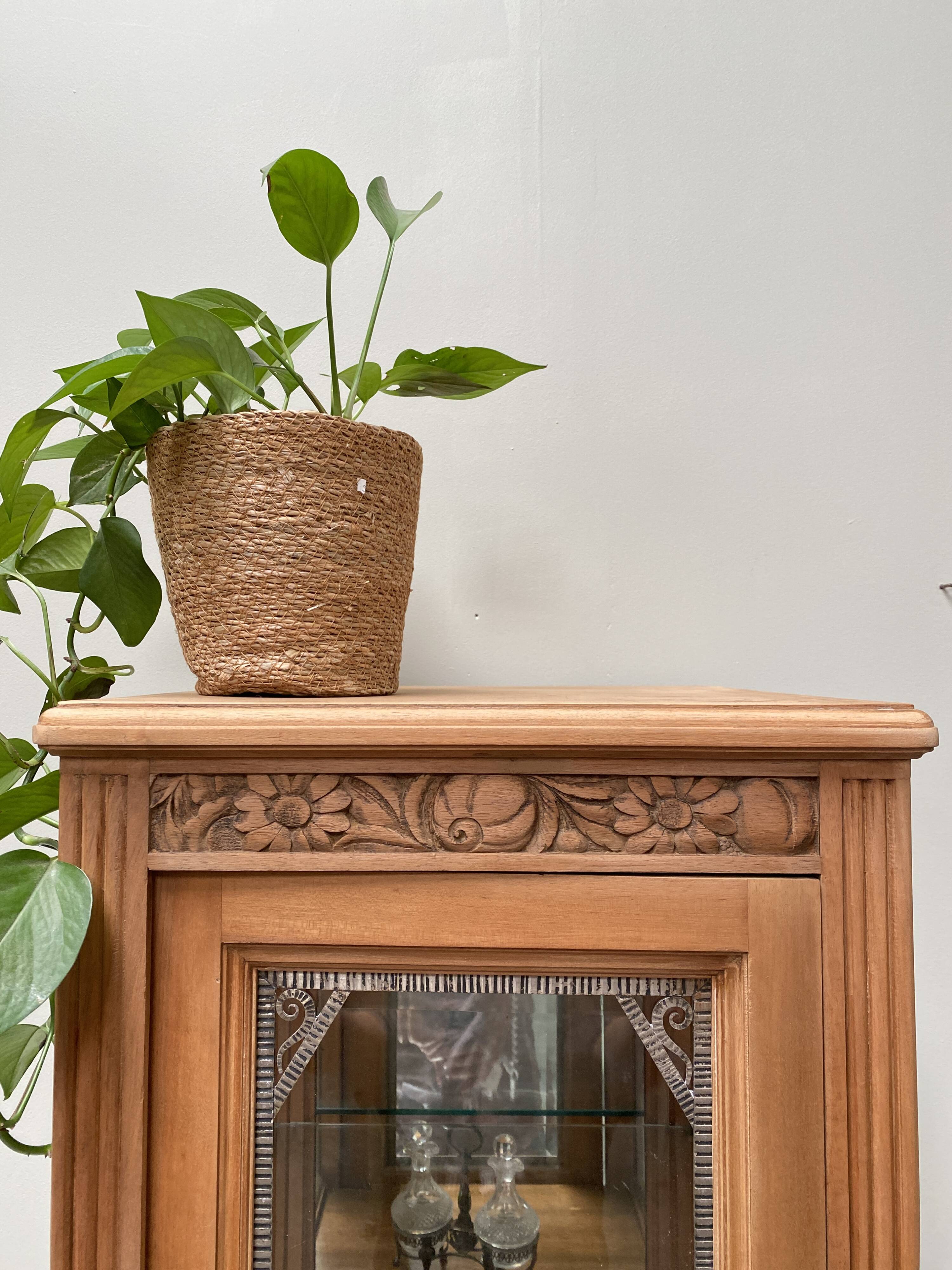 Art Deco "column" display cabinet