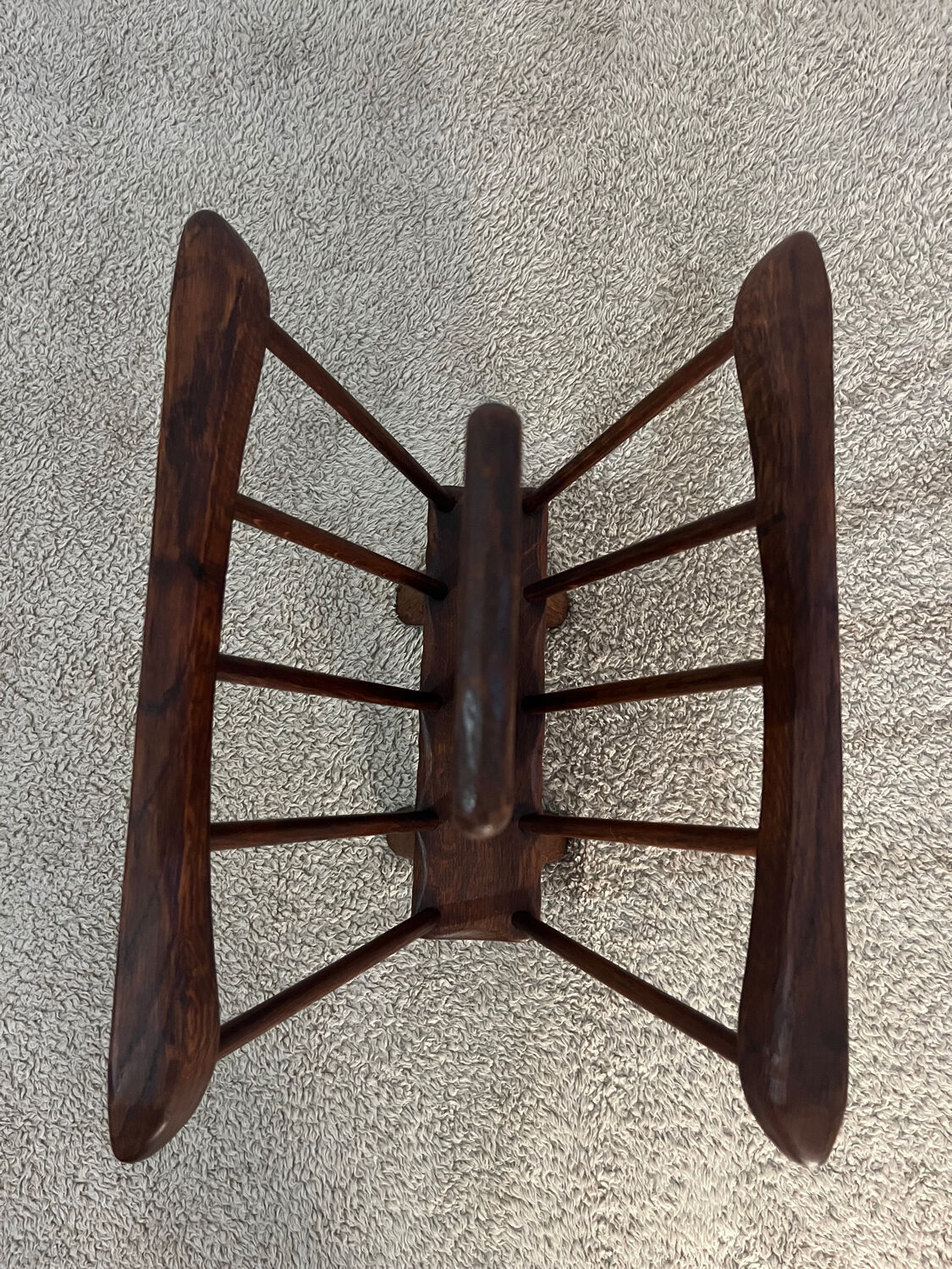 Brutalist wooden magazine holder