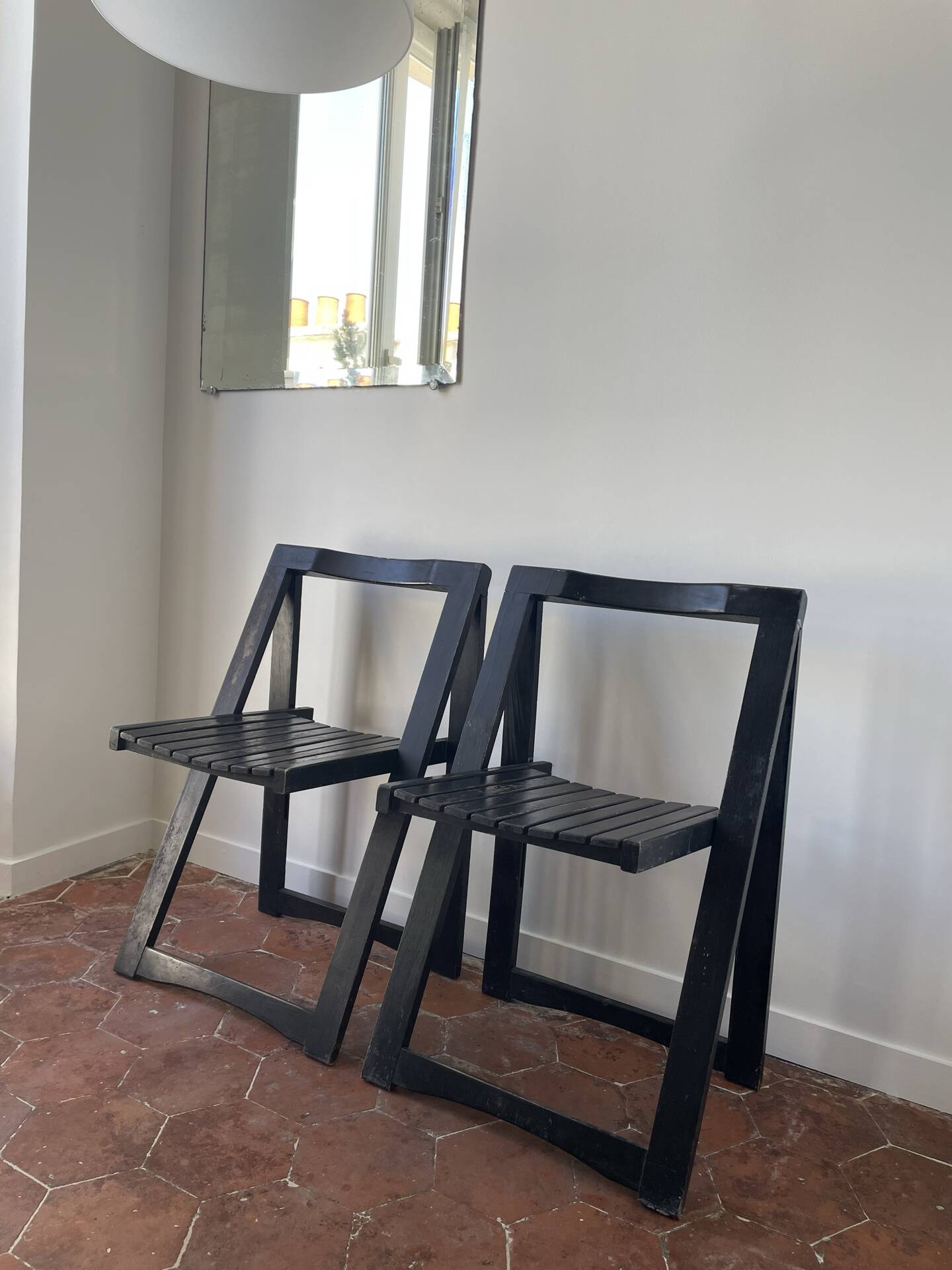 Pair of folding chairs Trieste attributed to Aldo Jacober – design i
