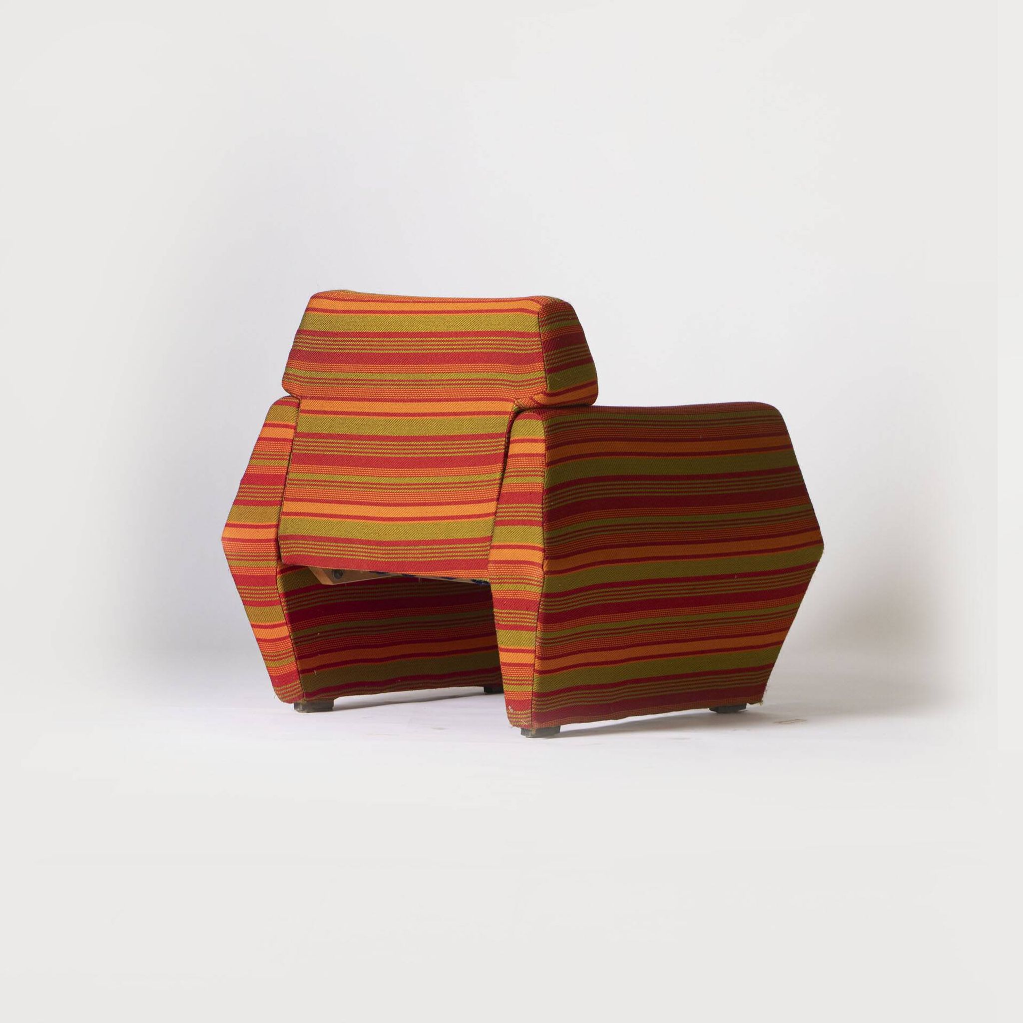 Set of 2 unique spaceage chairs produced by Olsztyńskie Fabryki Mebli, Poland, 1970s