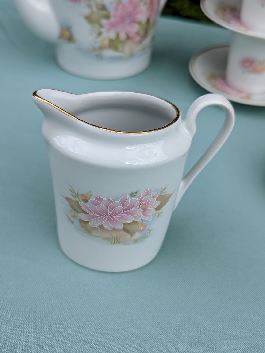 Service à café en porcelaine de Limoges