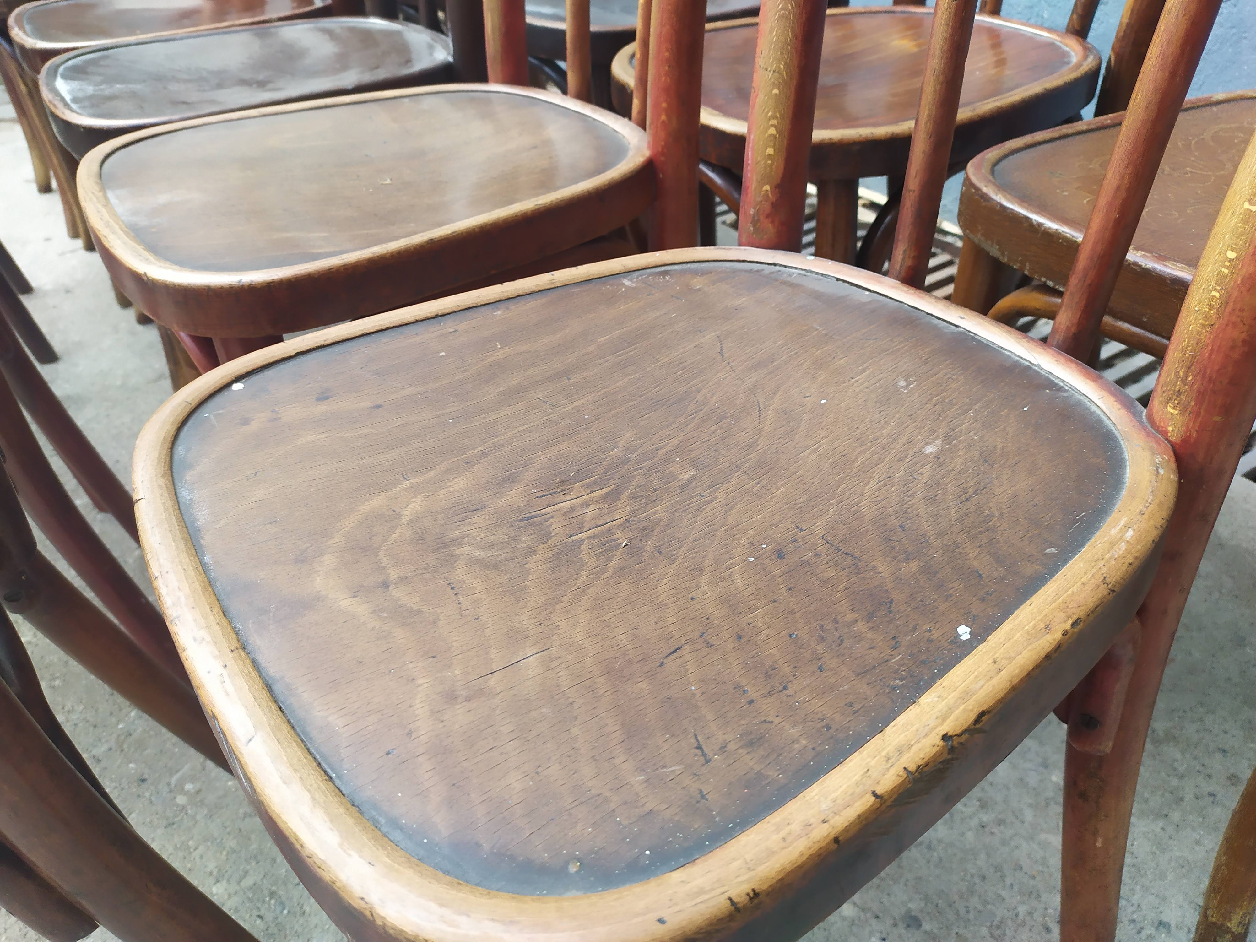 Lot de 16 chaises bistrot