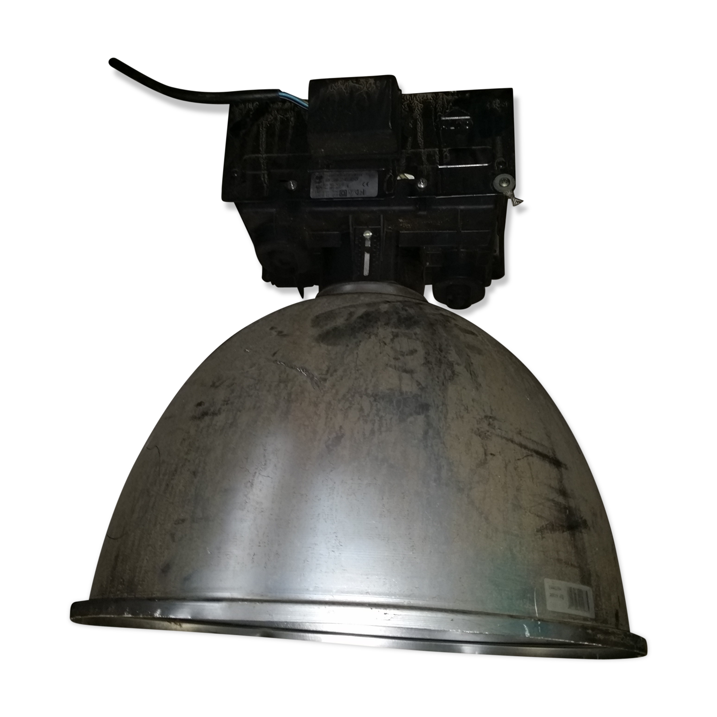 Suspension lamp factory workshop