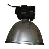 Suspension lamp factory workshop