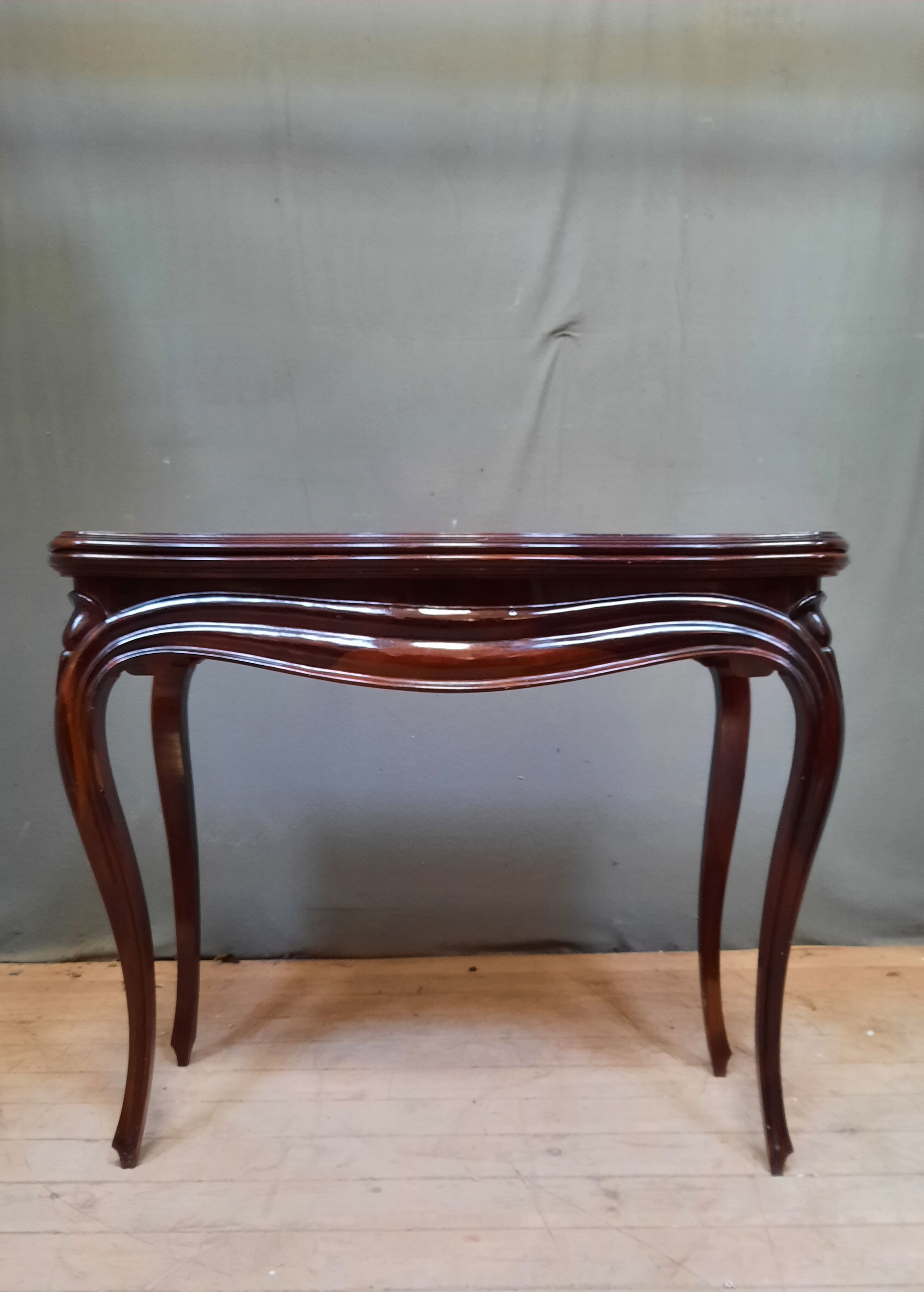 Nineteenth century rosewood game table