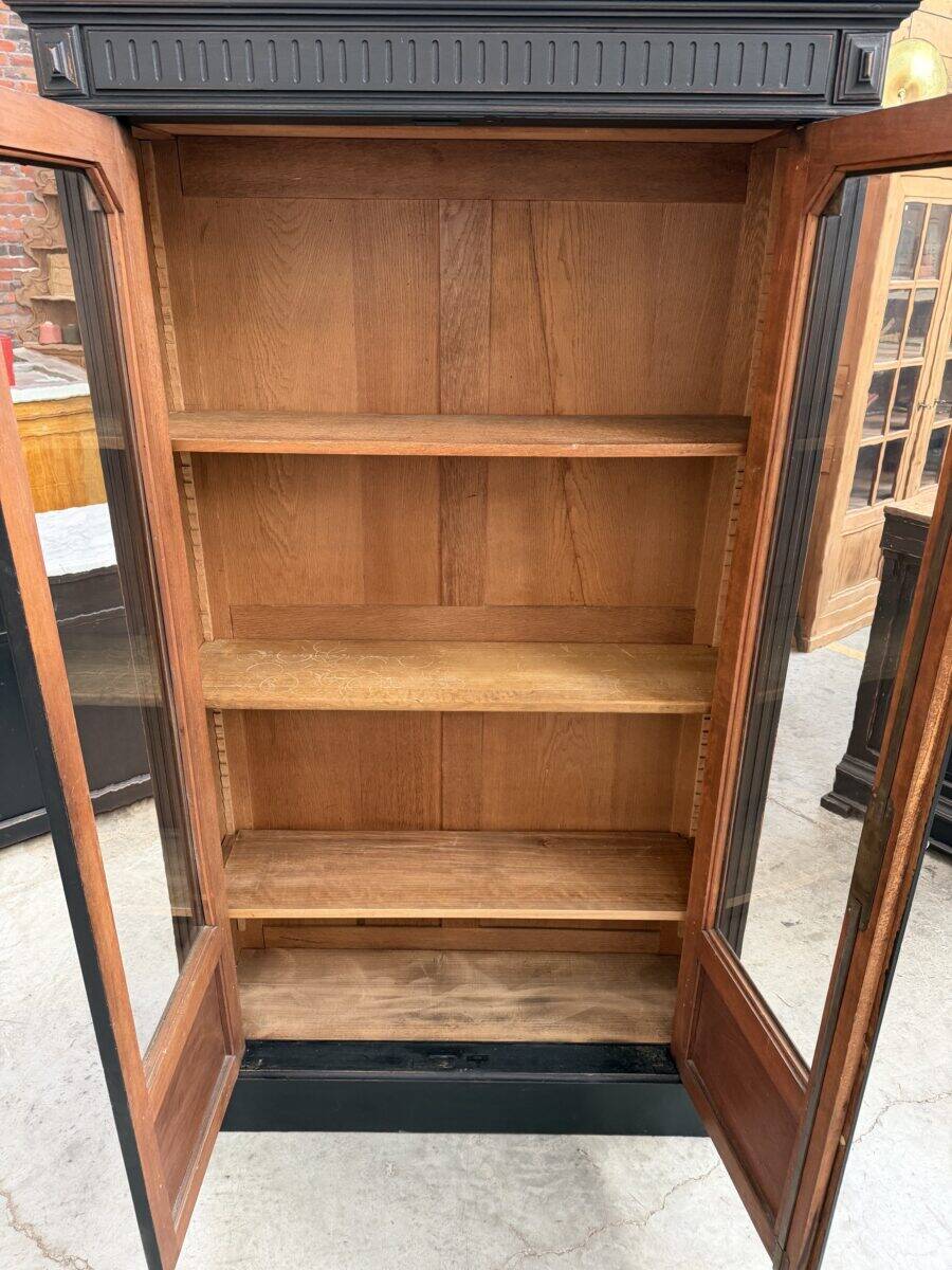 Napoleon III display cabinet
